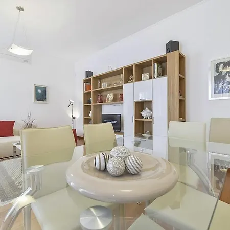 Palazzo Anselmi By Halldis *