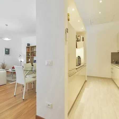 Apartment Palazzo Anselmi By Halldis Florence