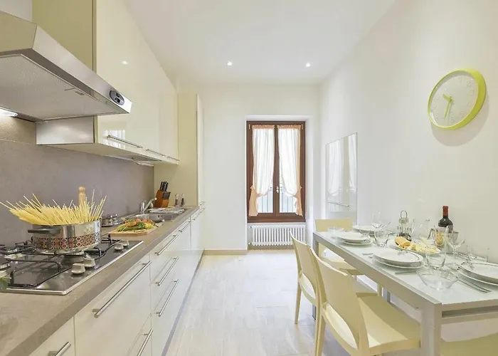 Palazzo Anselmi By Halldis Floransa