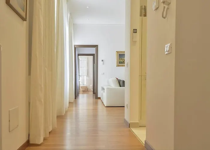 Palazzo Anselmi By Halldis Floransa