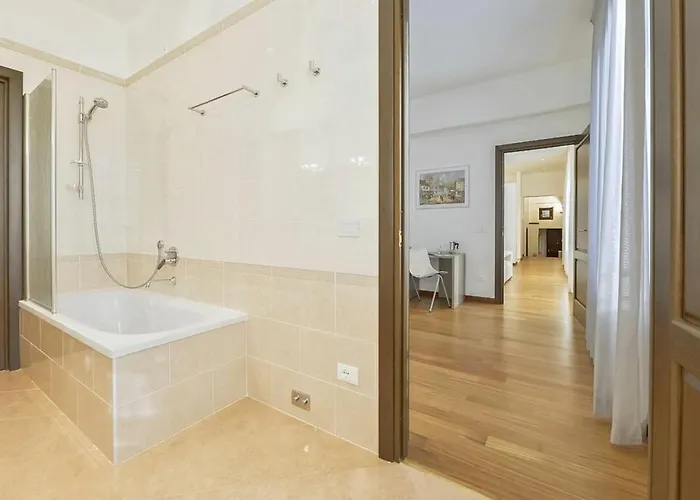 Palazzo Anselmi By Halldis * Floransa
