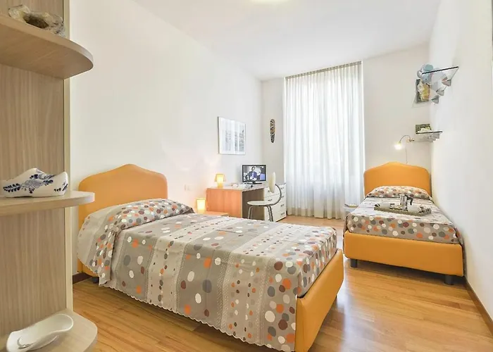 Palazzo Anselmi By Halldis Daire *