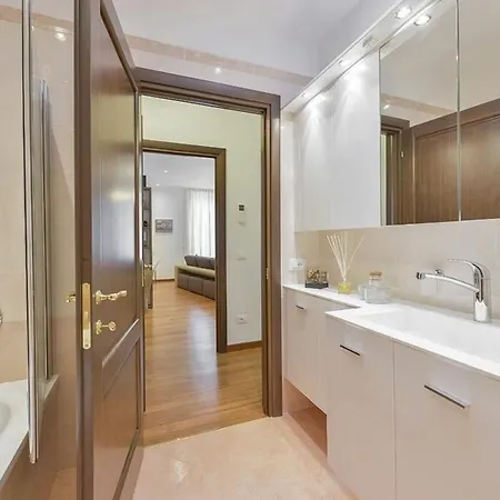 Palazzo Anselmi By Halldis Apartament