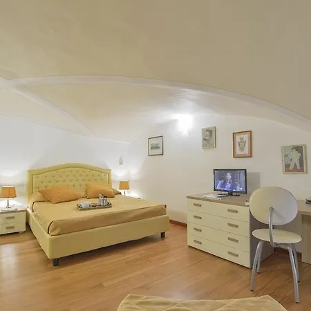 Apartament Palazzo Anselmi By Halldis Florencja
