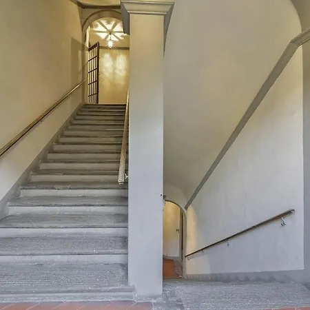 Palazzo Anselmi By Halldis Florencja