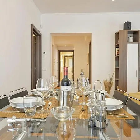 Palazzo Anselmi By Halldis Apartament